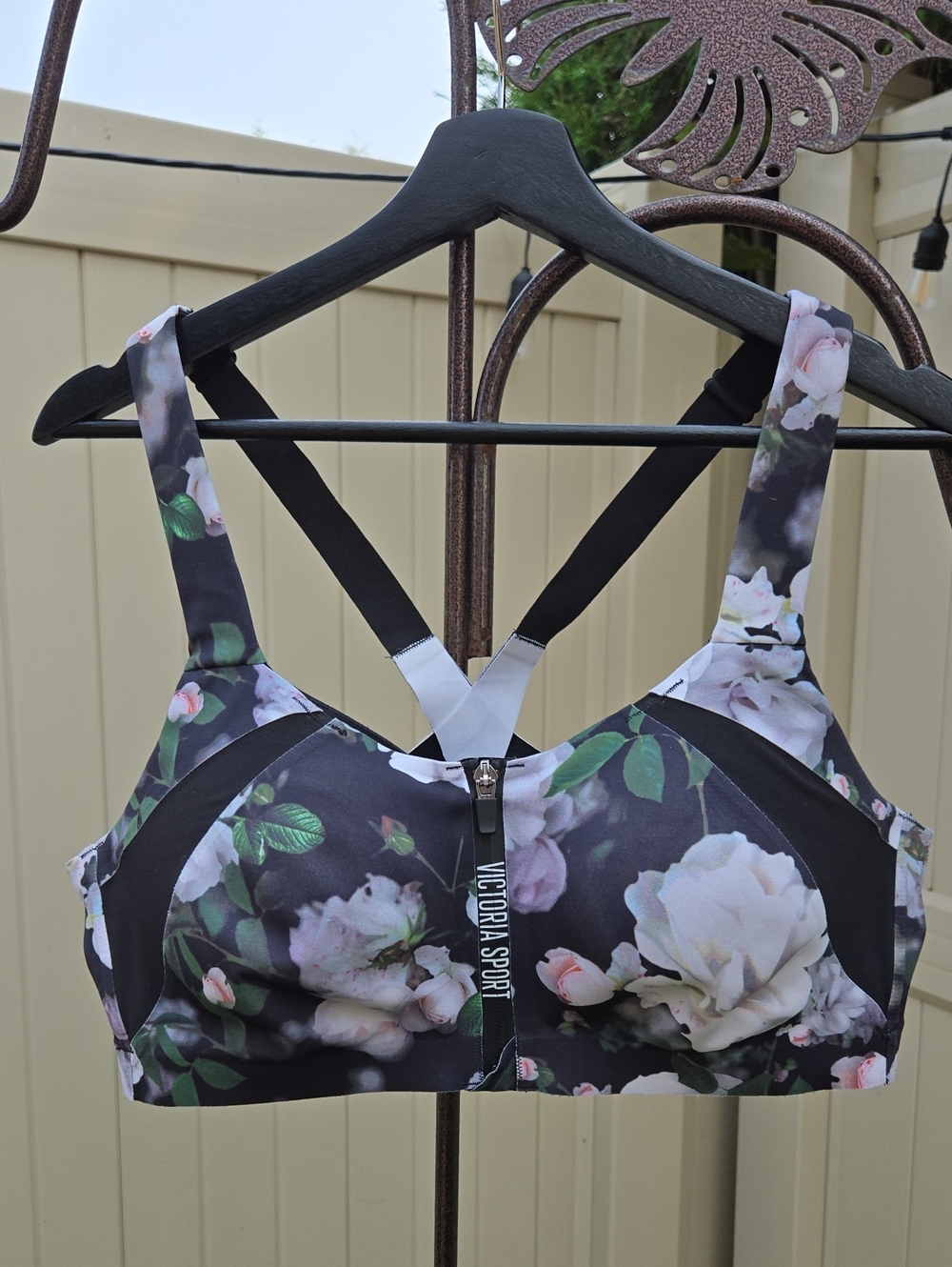VICTORIA SPORT - Victoria's Secret Front-Zip Sports Bra